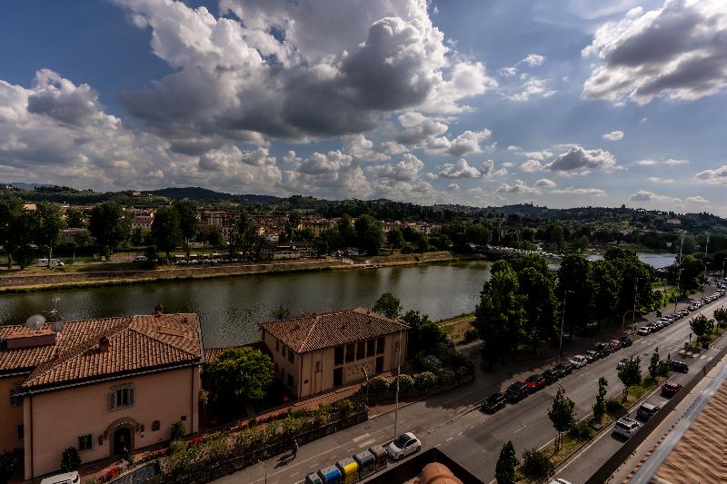 colombus urban hotel