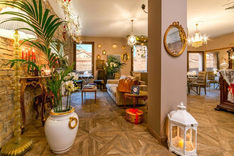 704416a hb ro 002 20250401 190256