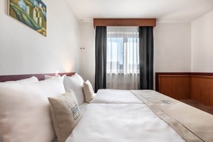 hotelimage